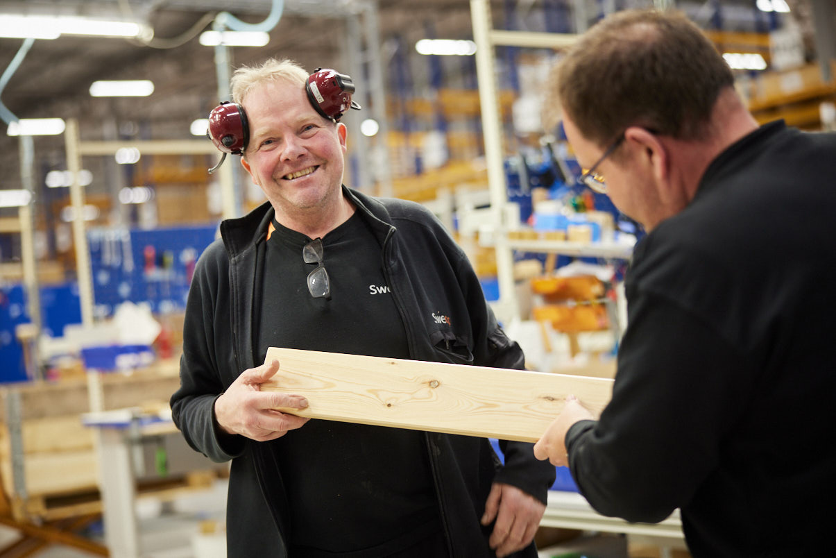 Lagerpersonale på Sonos lager